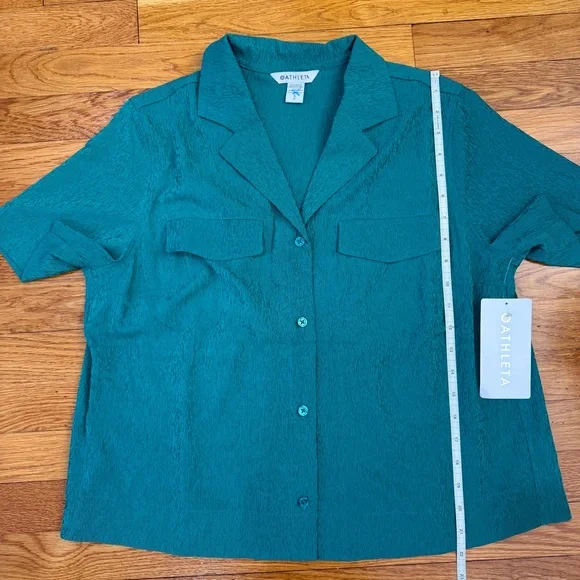 Athleta Echo Top V Neck Short Sleeve Button-Down Shirt in Green - Size Small NWT - Picture 5 of 7